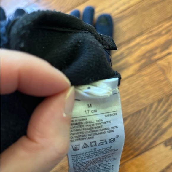 Gap kids fleece gloves two pairs - Picture 8 of 8